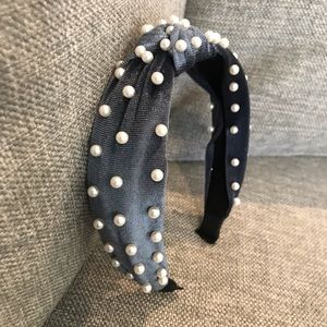 Pearl Embellished Velvet Headband
